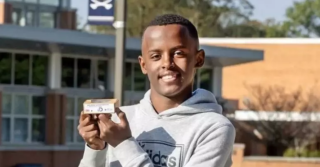 Imagem da notícia Adolescente ganha prêmio internacional ao desenvolver sabonete que ajuda a prevenir o câncer de pele